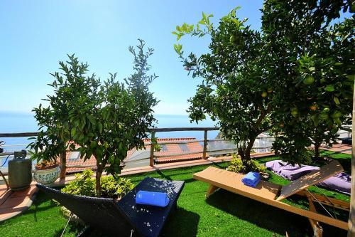 Praiano Villa Sleeps 6 Pool Air Con Wifi