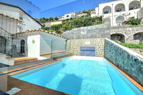 Praiano Villa Sleeps 8 Pool Air Con Wifi