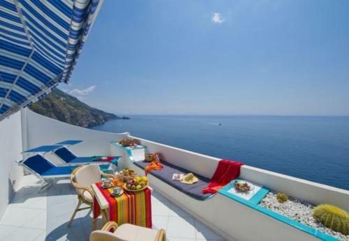Praiano Apartment Sleeps 2