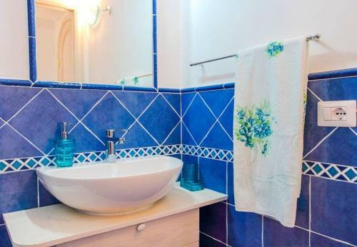 Praiano Apartment Sleeps 4