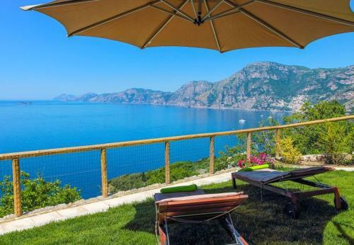 Praiano Apartment Sleeps 4