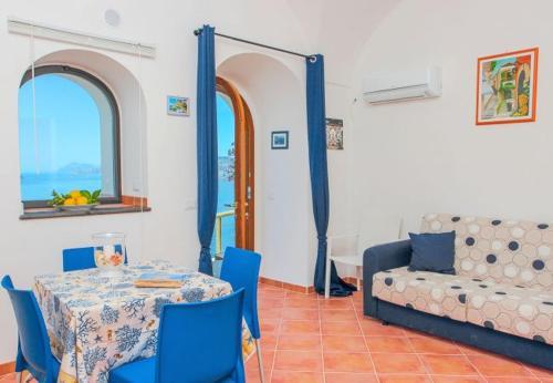 Praiano Apartment Sleeps 4