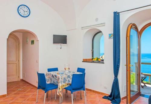 Praiano Apartment Sleeps 4