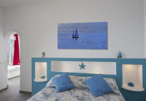 Praiano Apartment Sleeps 4 T721497