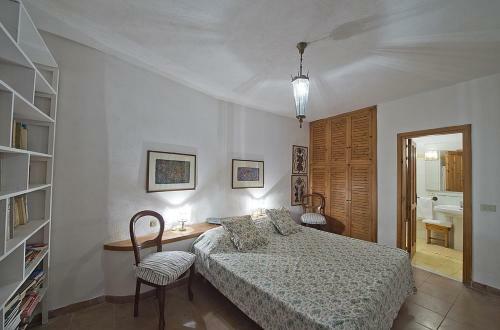Praiano Villa Sleeps 8 Air Con Wifi