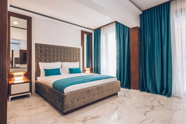 Hotel Iberostar Waves Slavija