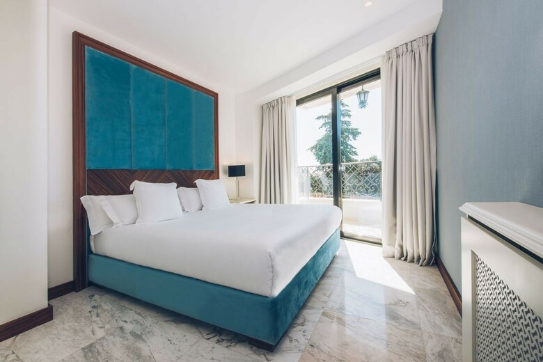 Hotel Iberostar Waves Slavija