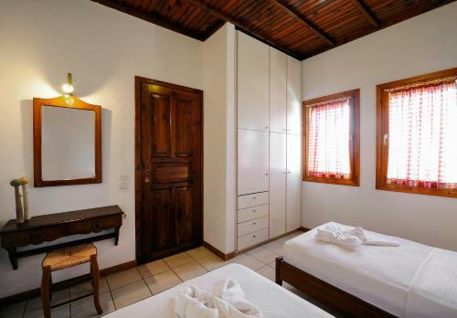 Hotel Trikorfo Beach