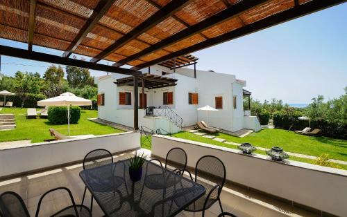 Hotel Trikorfo Beach