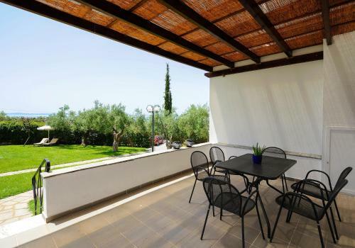 Hotel Trikorfo Beach