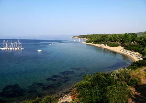 Hotel Trikorfo Beach