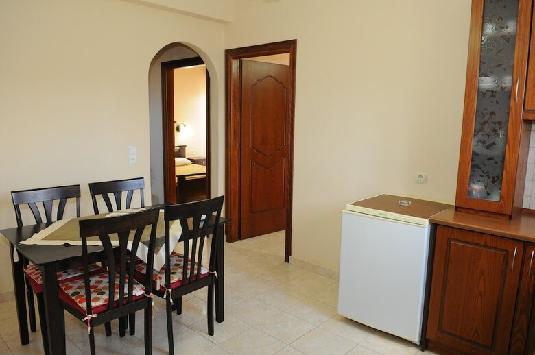 Hotel Toulas Apartments