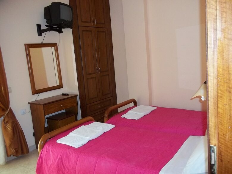 Hotel Toulas Apartments