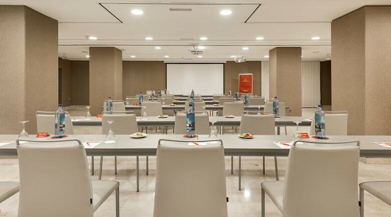 Hotel NH Collection Madrid Col�n