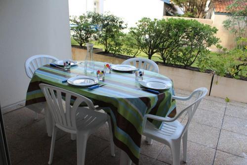 Apartamento Studio And Rooftop Pool With A View