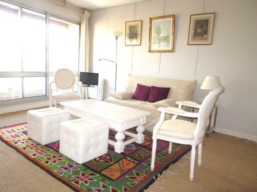 Apartamento Joli Studio Vue Mer Biarritz Centre - B9374