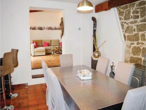 Two-bedroom Apartment In Bonifacio