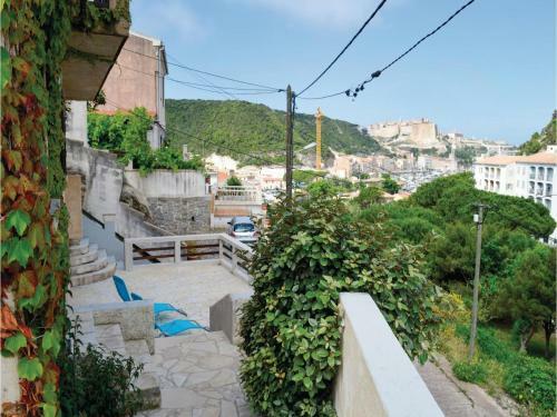 Two-bedroom Apartment In Bonifacio