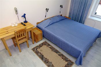 Hotel Aleksandri