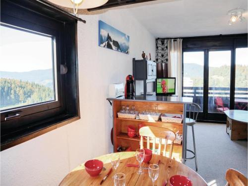 Two-bedroom Apartment In Villard De Lans