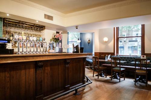 The Drayton Court Hotel