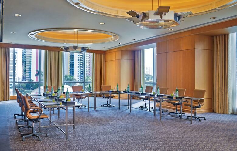 Four Seasons Hotel Miami
