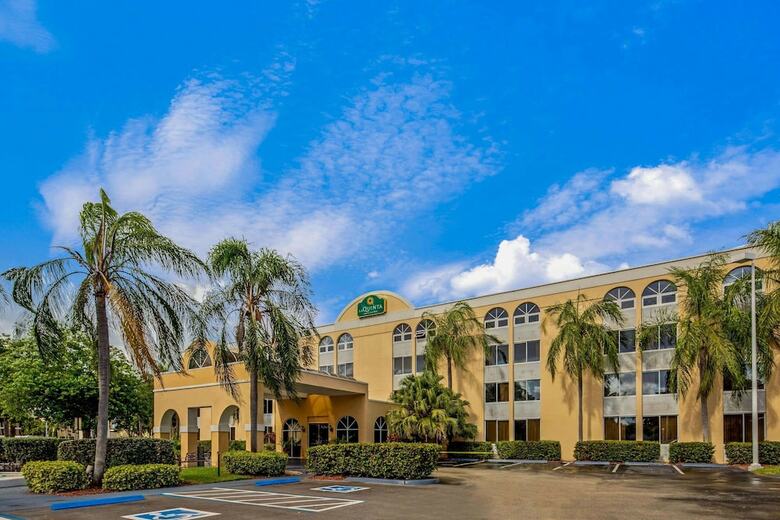 Hotel La Quinta Inn & Suites Miami Lakes