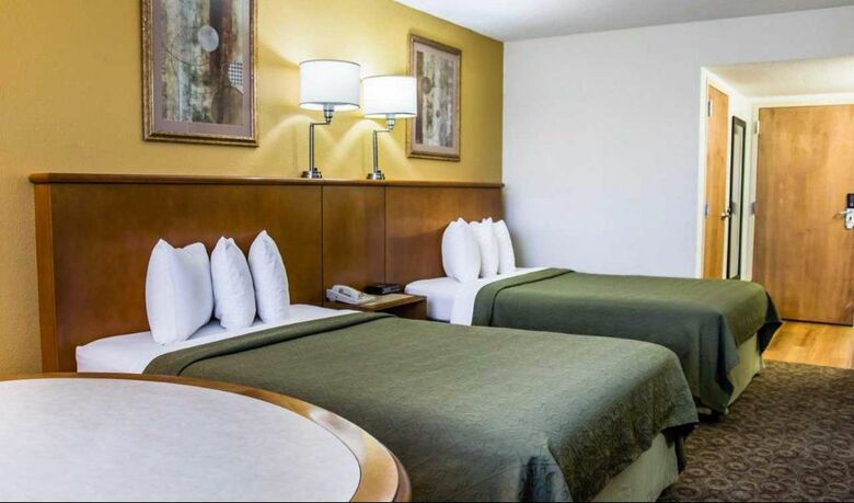 Hotel Ramada Heritage Park