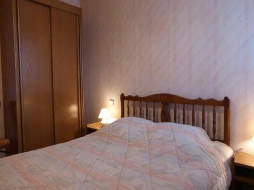 Apartment Semaphore