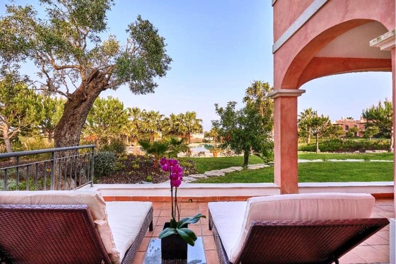 Hotel Cascade Wellness And Lifestyle Resort