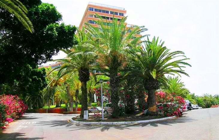 Hotel Club Marazul