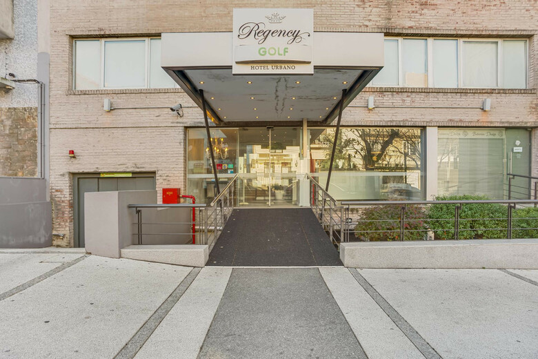 Regency Golf Hotel Urbano