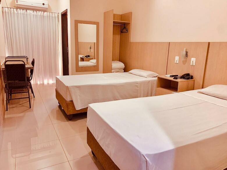 Hotel Victoria Plaza
