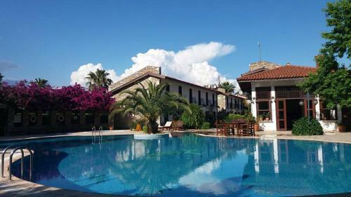 Hotel Aydos Club