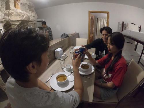 Bed & Breakfast Cave Seasons Deluxe Hotel