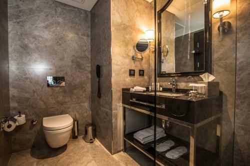 Hotel Doubletree By Hilton Izmir Airport