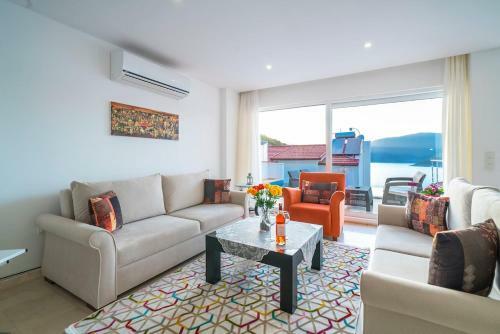 New Age Villa Maria