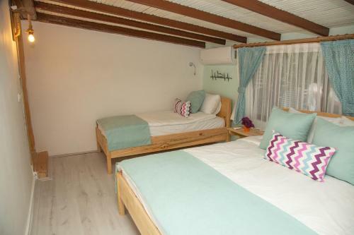 Bed & Breakfast Kara Kedi Beach Bungalow