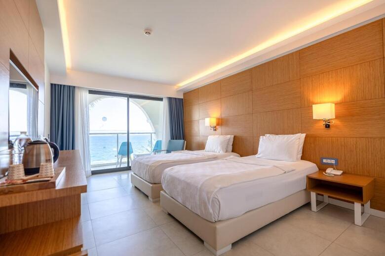 Hotel Infinity By Yelken Aquapark&resorts Ku?adasi