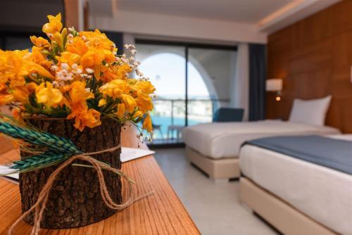 Hotel Infinity By Yelken Aquapark&resorts Ku?adasi