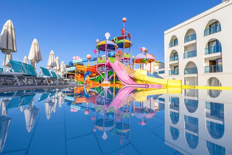 Hotel Infinity By Yelken Aquapark&resorts Ku?adasi