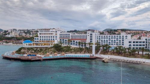 Hotel Infinity By Yelken Aquapark&resorts Ku?adasi