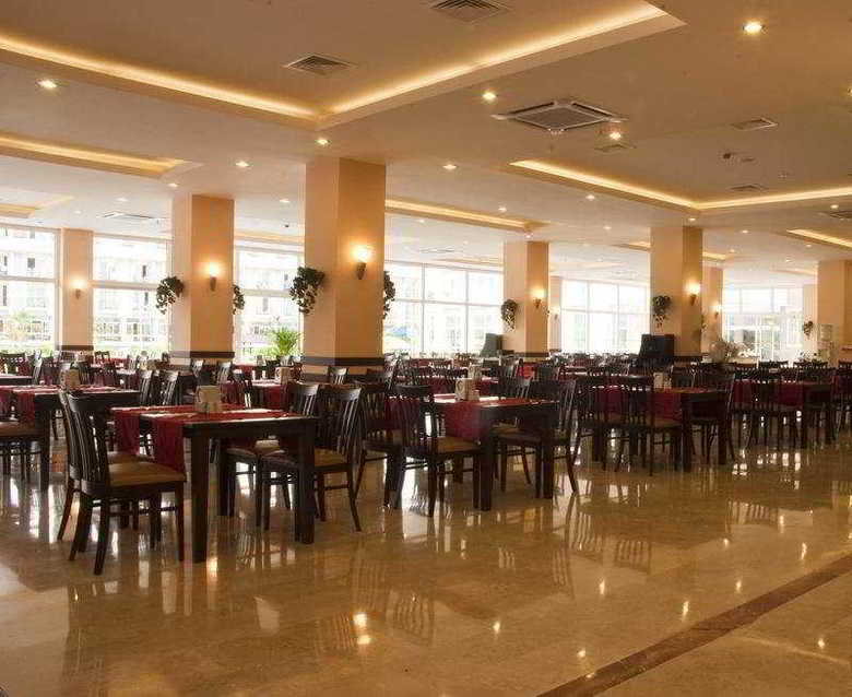 Hotel White Lilyum