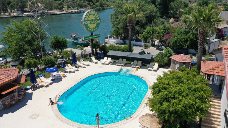 Portakal Hotel