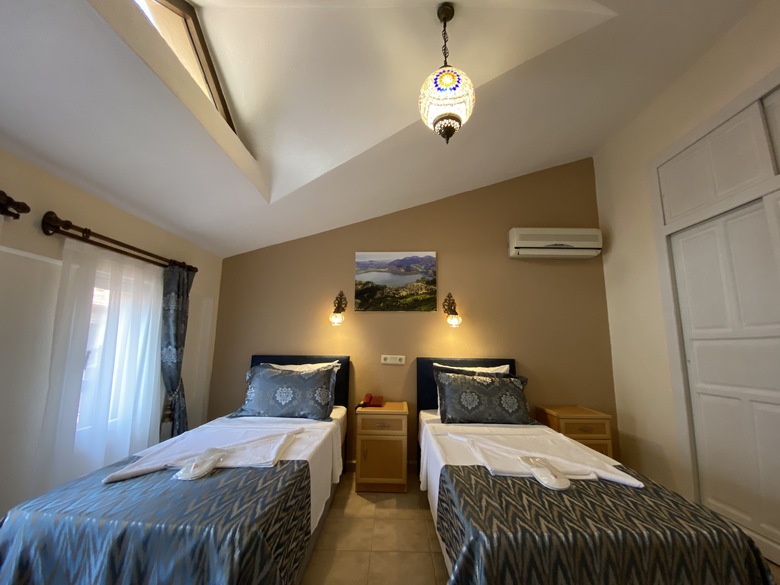Portakal Hotel