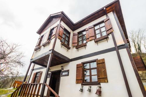 Hadji Amina Villa With Car Rental
