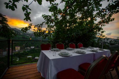 Hadji Amina Villa With Car Rental