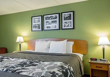 Hotel Sleep Inn & Suites
