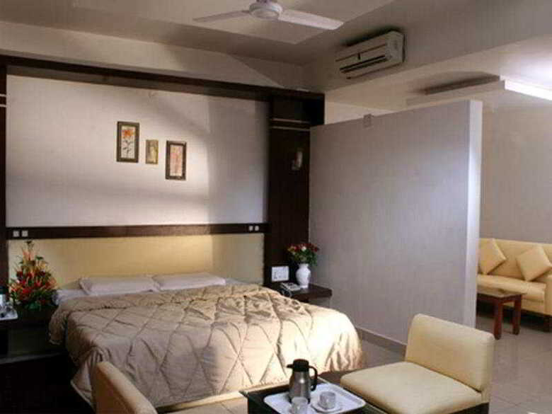 Hotel Golden Residency