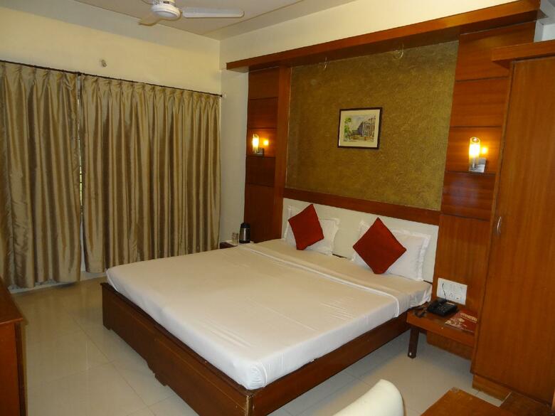 Hotel Golden Residency